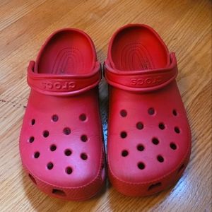 Red crocs clogs, size 6 / 8